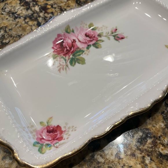 Royal Albert Bone China Set - Picture 6 of 9